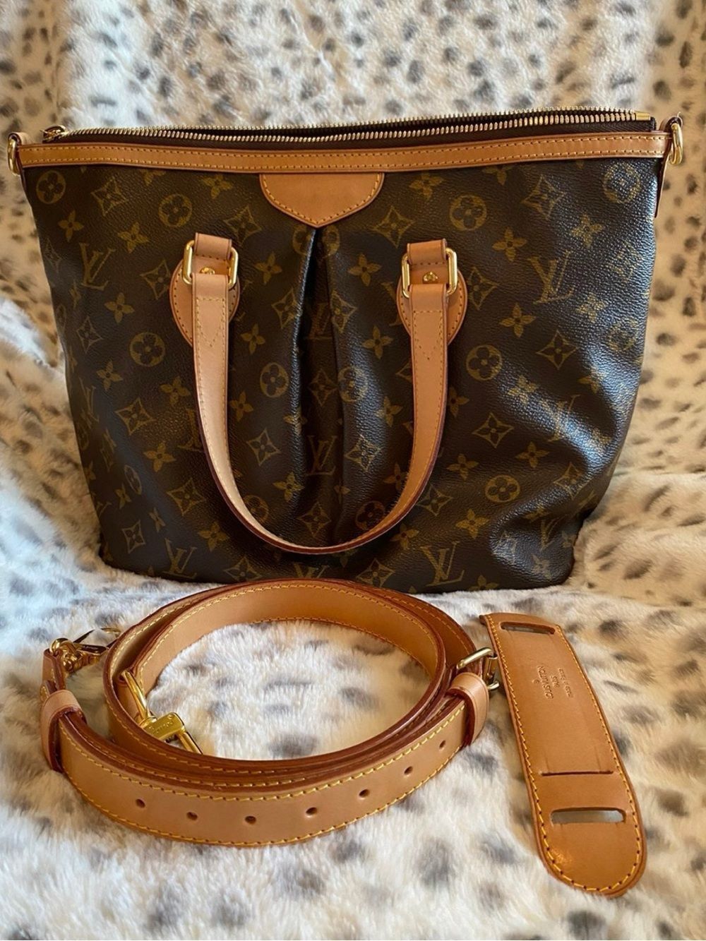 Louis Vuitton Palermo PM Handbag Purse authentic